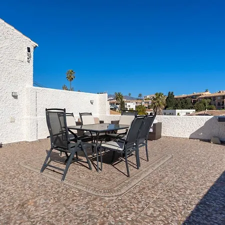 Holiday home Lets In The Sun - Casita Lighthouse