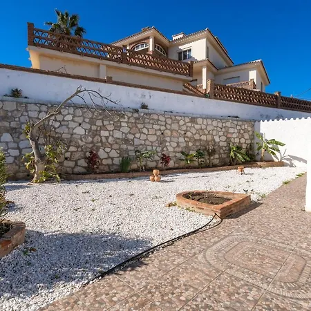 Lets In The Sun - Casita Lighthouse La Cala De Mijas